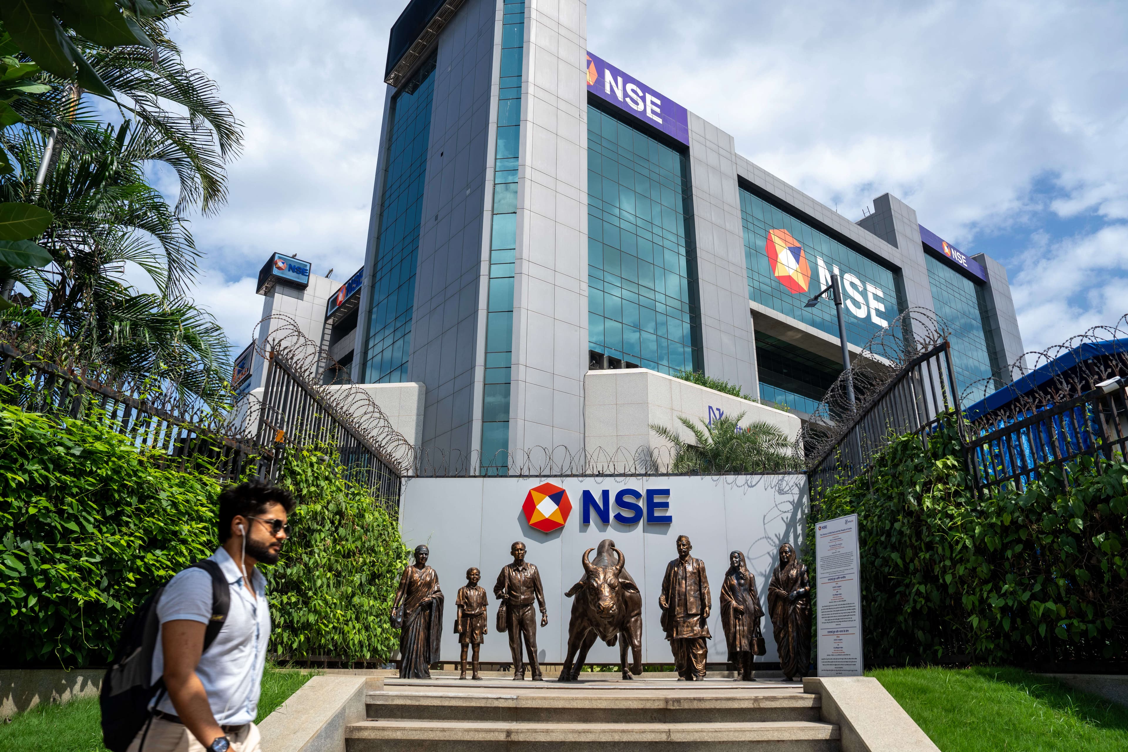Landmark NSE IPO threatens to hollow out India shadow market