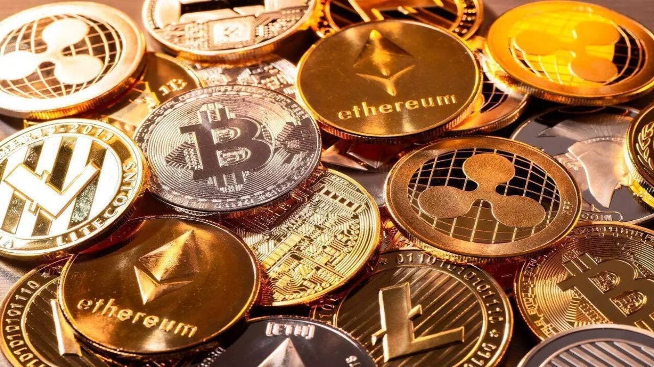 What Bitcoin ETF flows reveal about institutional confidence